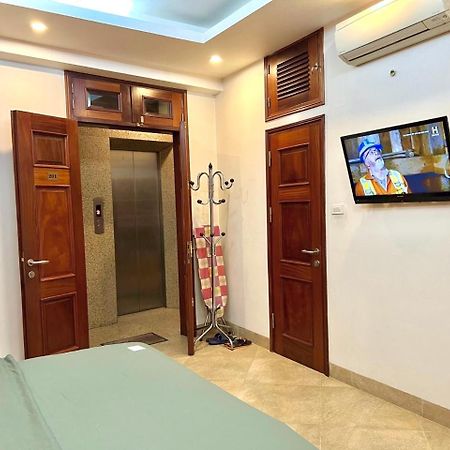 Serviced Apartment Next To The Hanoi Opera House Can Ho Day Du Tien Nghi Co Thang May Ngay Gan Nha Hat Lon Buitenkant foto